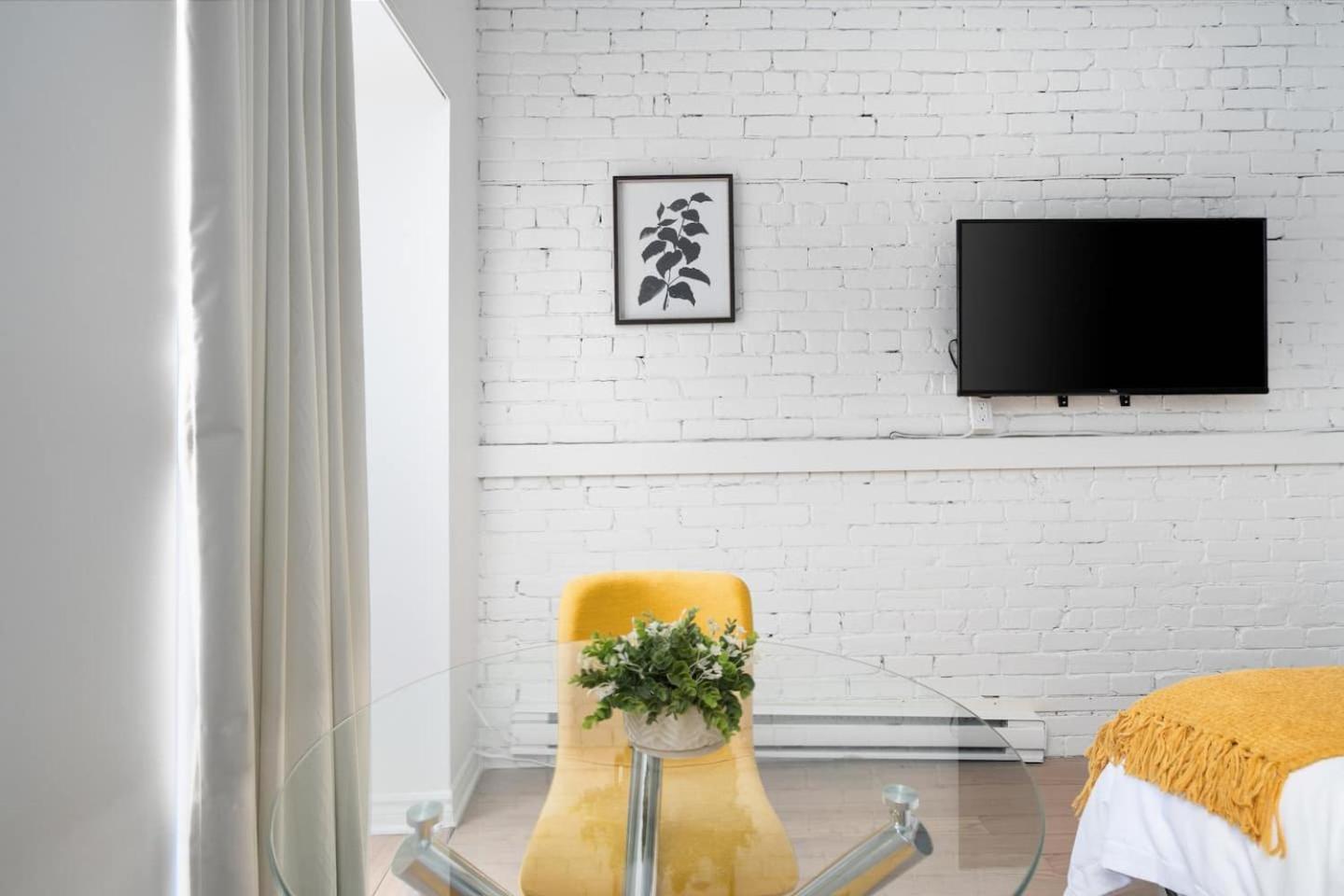 The Dru Aparthotel Montreal Bagian luar foto