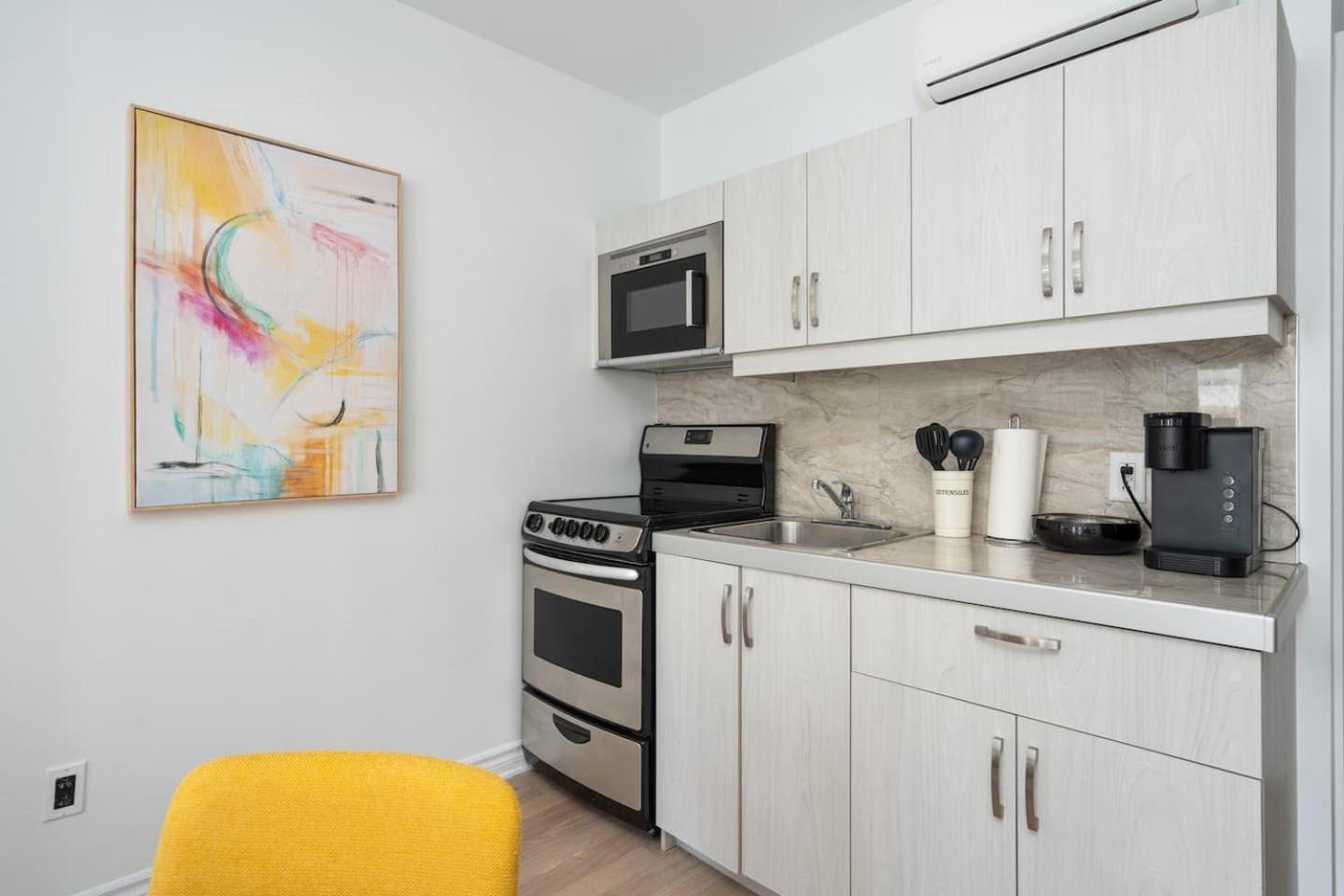 The Dru Aparthotel Montreal Bagian luar foto